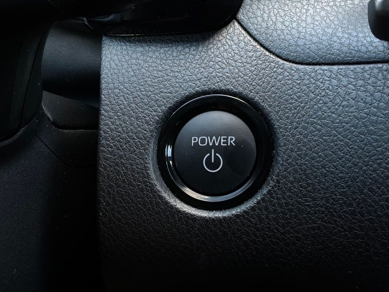 Used 2026 Toyota Camry SE FWD image 30