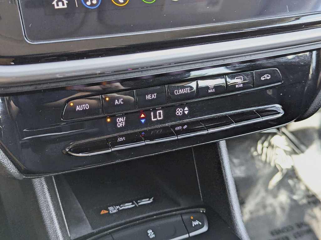 Certified 2023 Chevrolet Bolt EUV LT FWD image 44