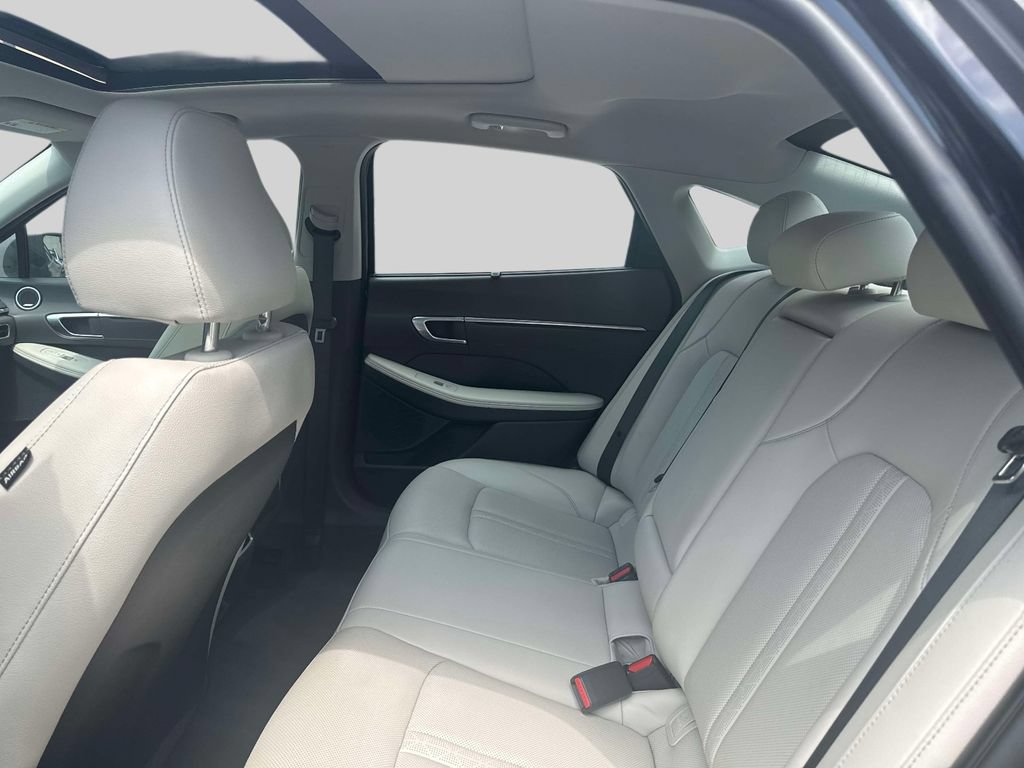 Certified 2023 Hyundai Sonata Limited FWD image 12