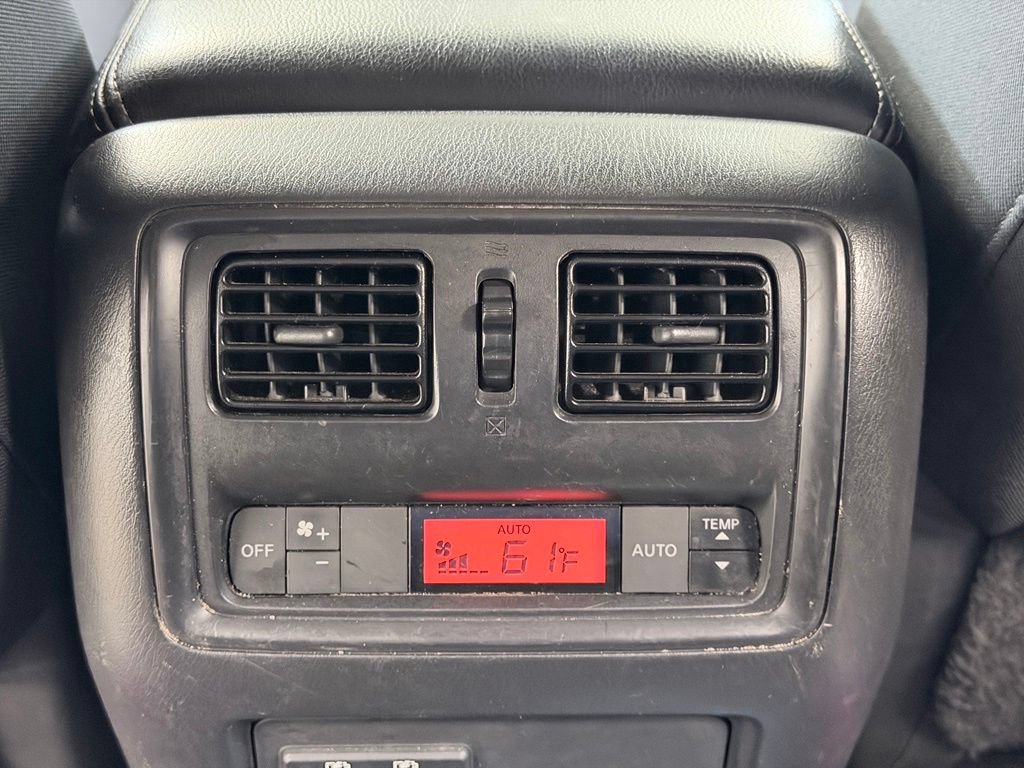 Used 2019 Nissan Pathfinder SV FWD image 23
