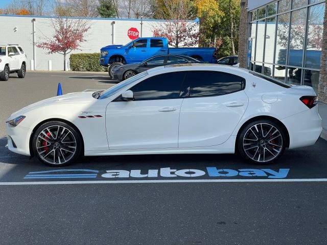Used 2023 Maserati Ghibli Trofeo image 14