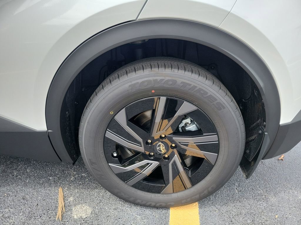 New 2026 Toyota C-HR image 31