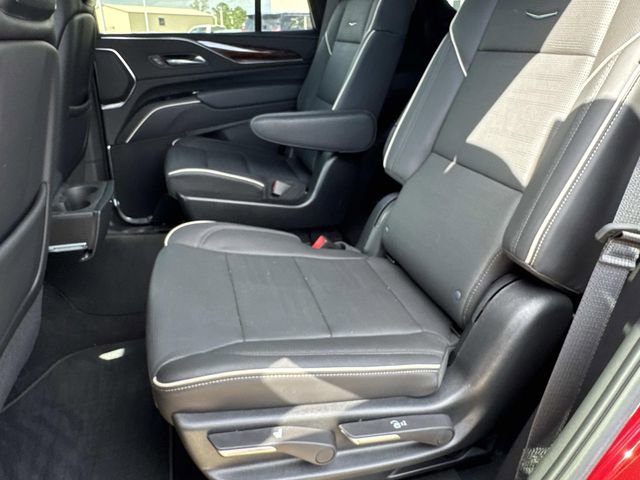 Used 2023 Cadillac Escalade Premium Luxury image 17