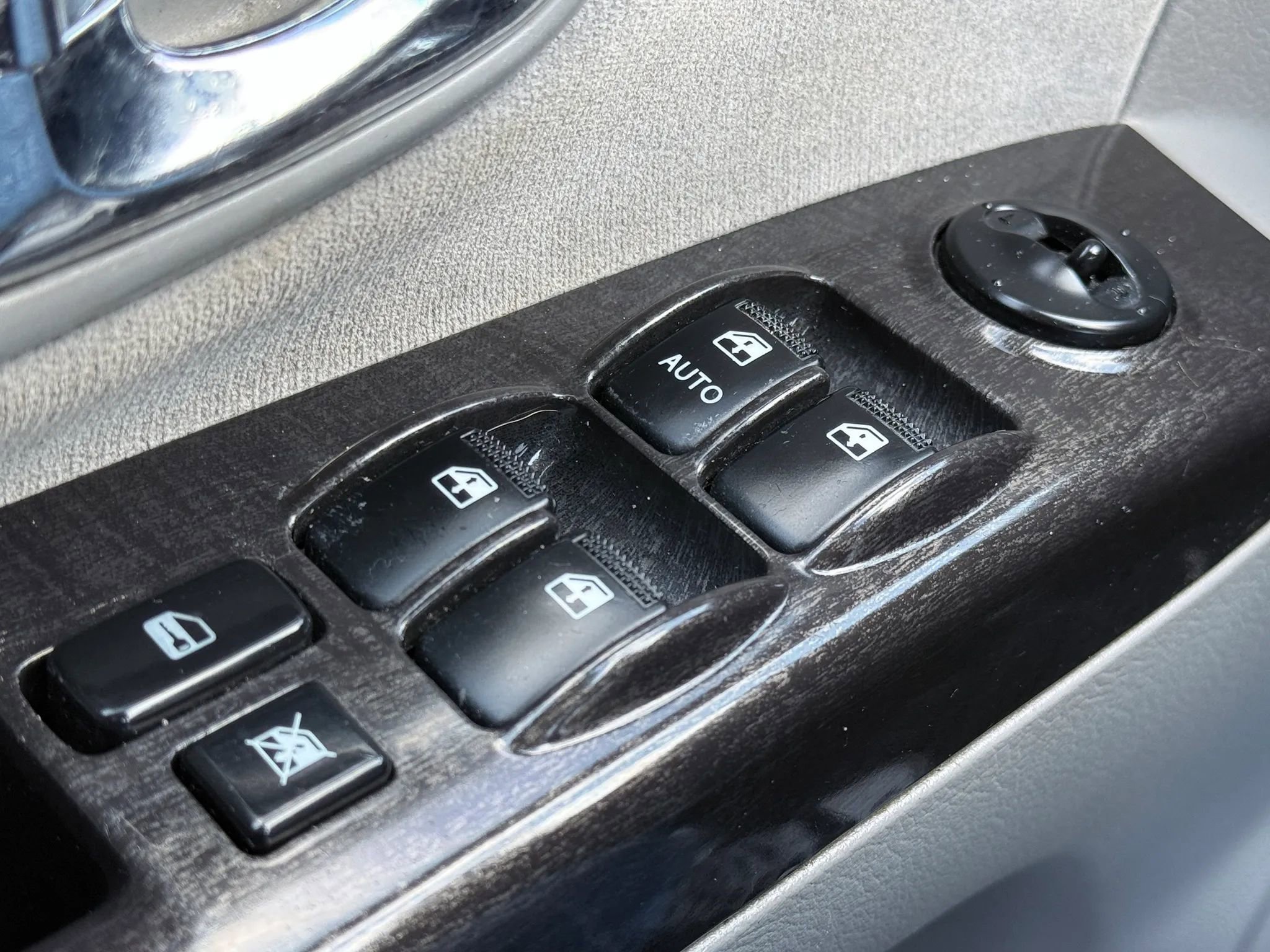 Used 2008 Kia Sorento EX image 23