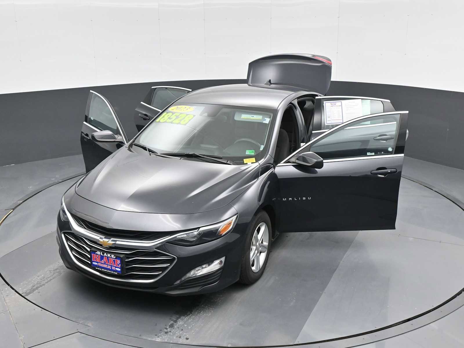 Used 2023 Chevrolet Malibu LT image 38