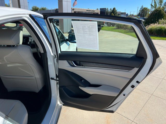 Used 2019 Honda Accord EX-L image 32