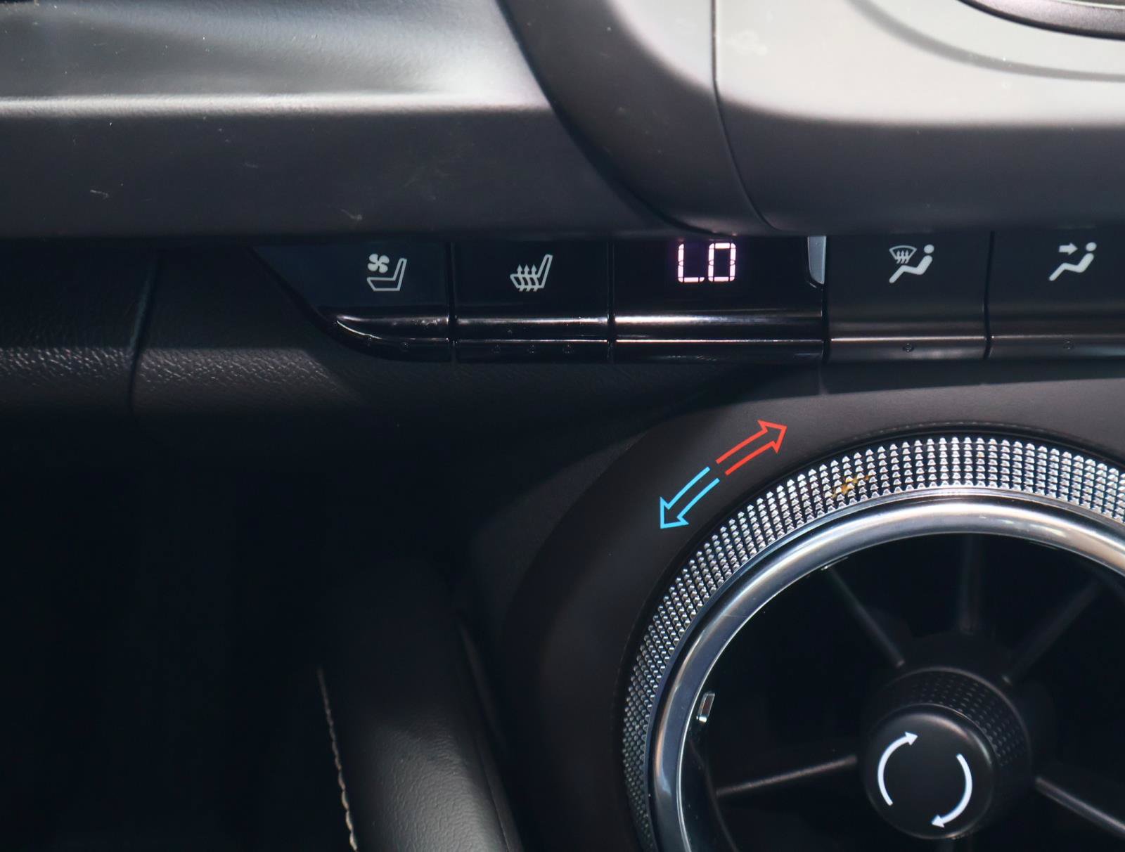 Used 2017 Chevrolet Camaro LT RWD image 23