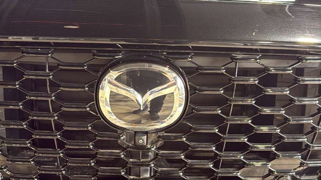 Used 2025 MAZDA CX-70 Plug-In Hybrid w/ Premium Plus AWD/4WD image 4