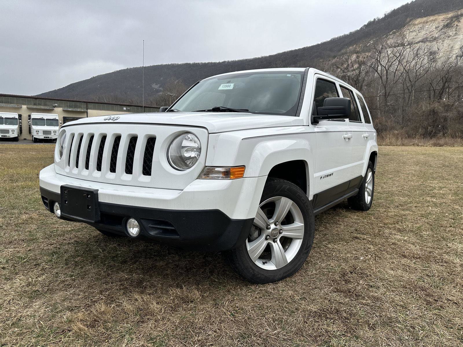 Used 2014 Jeep Patriot Latitude image 1