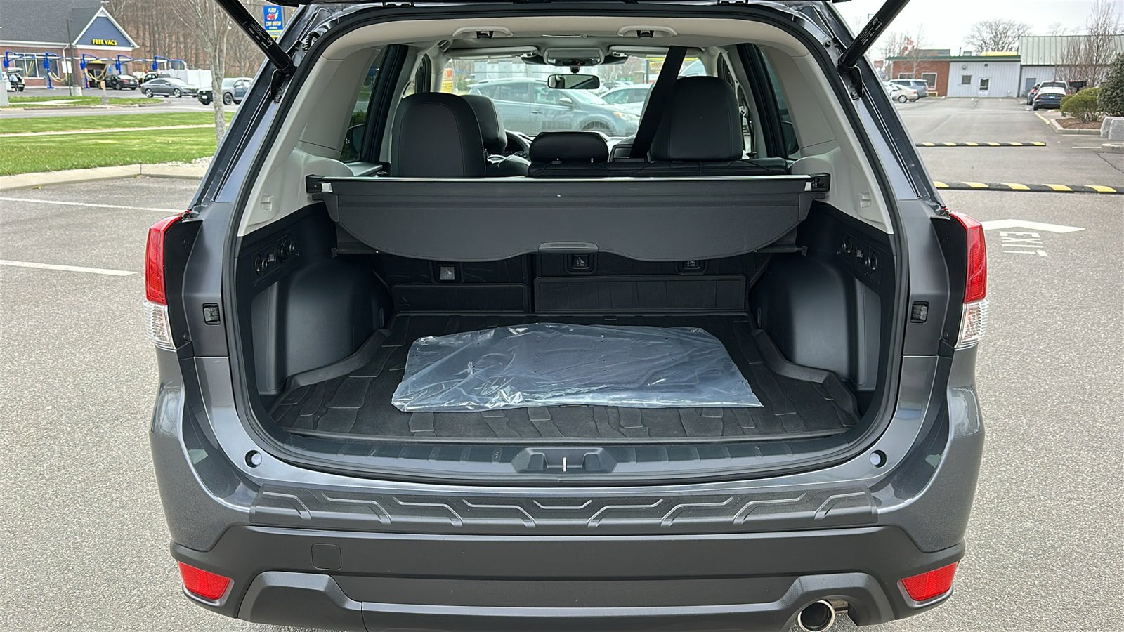 Used 2023 Subaru Forester Limited AWD/4WD image 52