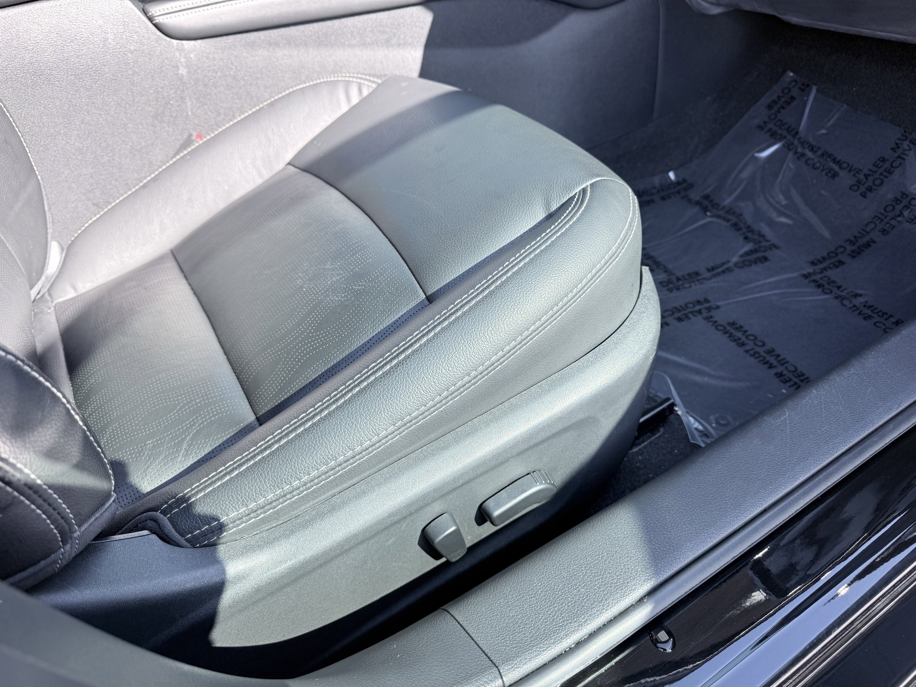 Used 2020 Nissan Altima 2.0 Platinum FWD image 42