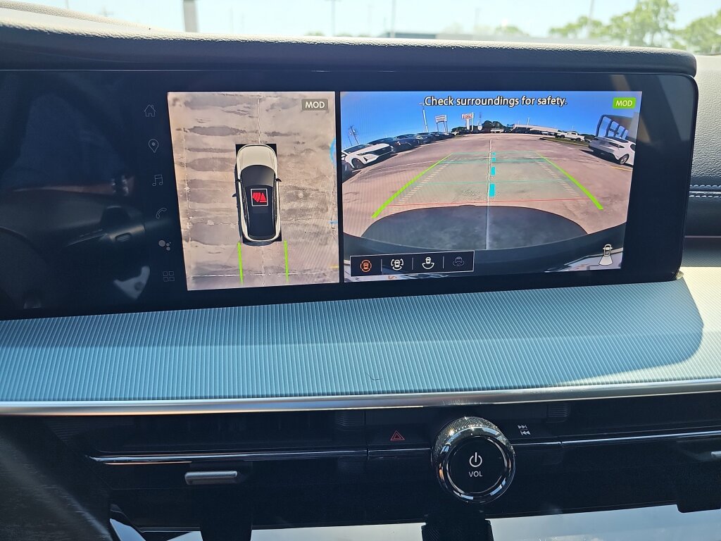 New 2025 Nissan Murano SL image 17