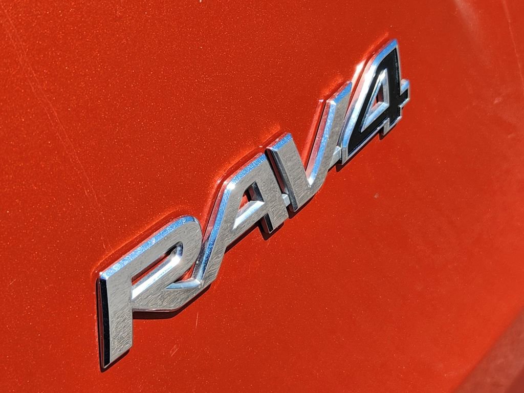 Used 2015 Toyota RAV4 Limited w/ Technology Package image 9