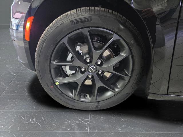 New 2026 Chrysler Pacifica Limited w/ S Appearance Package FWD image 41