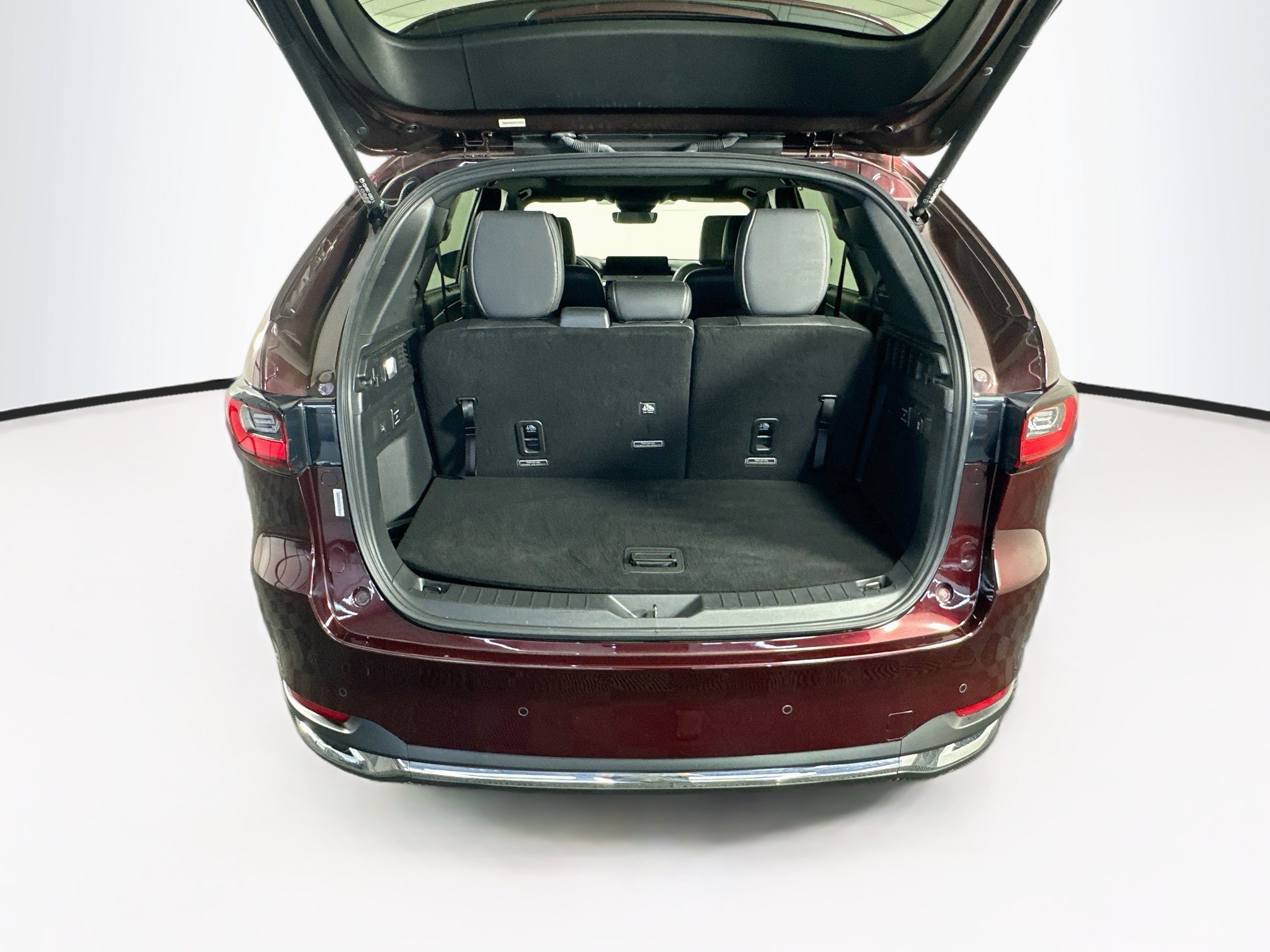 Used 2024 MAZDA CX-90 Plug-In Hybrid w/ Premium Plus AWD/4WD image 32