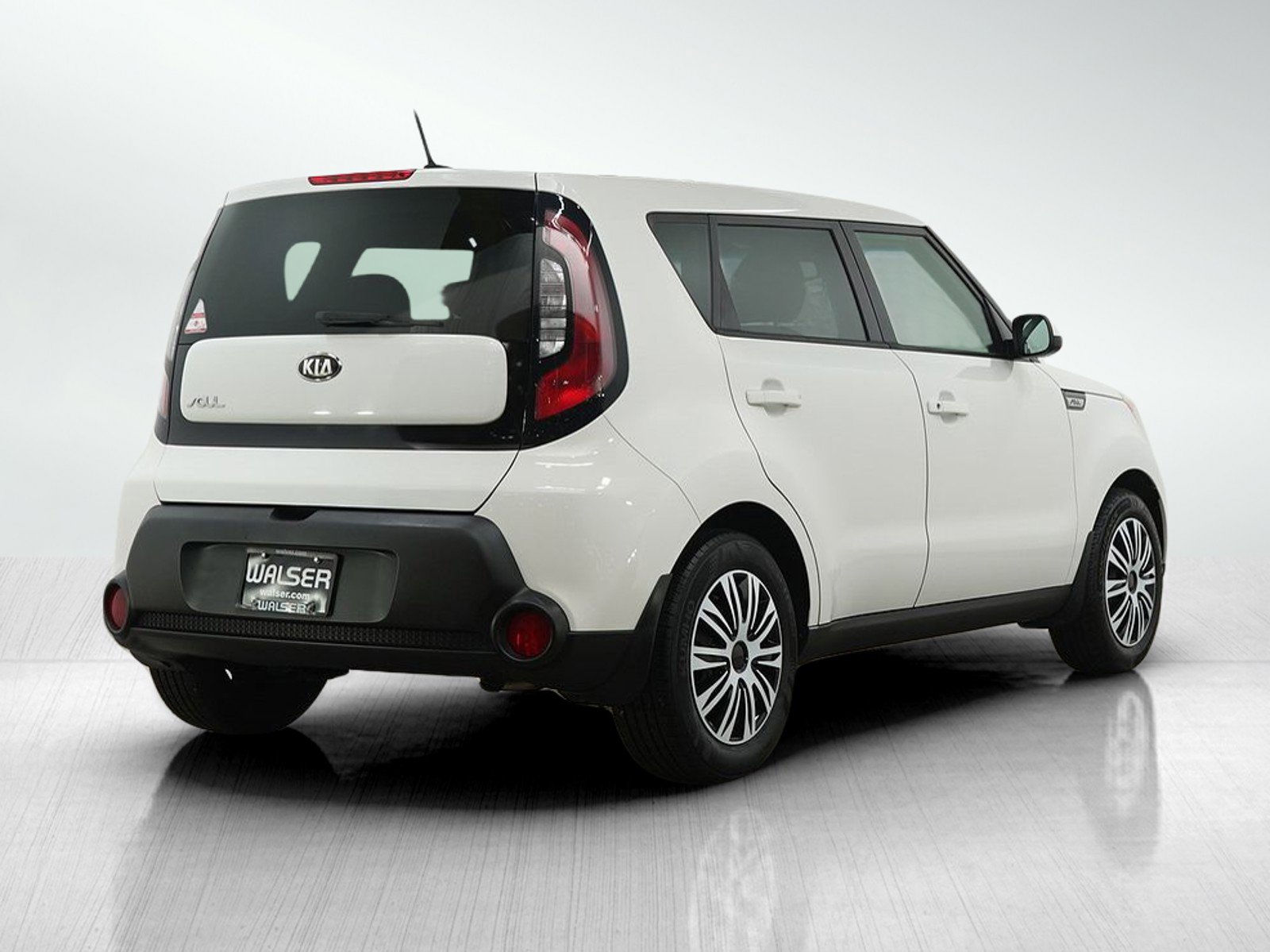 Used 2015 Kia Soul FWD image 6