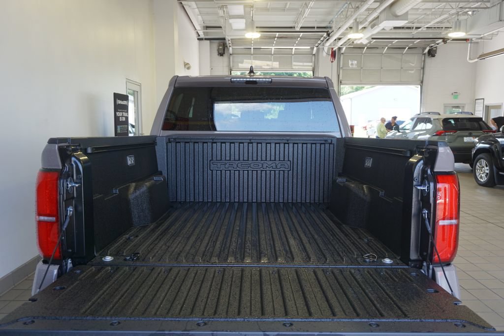 New 2026 Toyota Tacoma TRD Off-Road AWD/4WD image 18