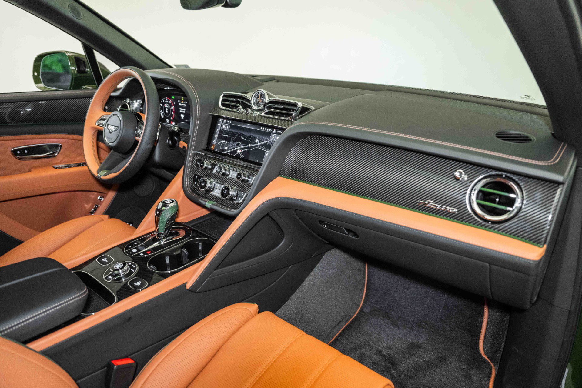 New 2024 Bentley Bentayga Extended Wheelbase image 4