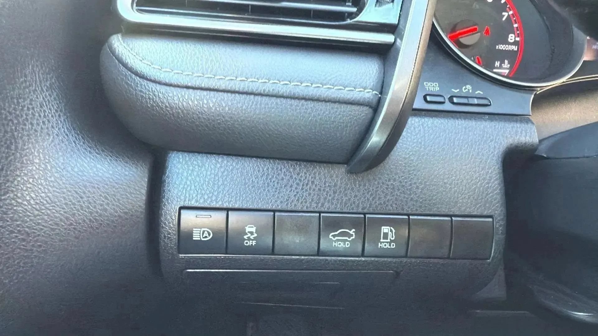 Used 2021 Toyota Camry XSE FWD image 15