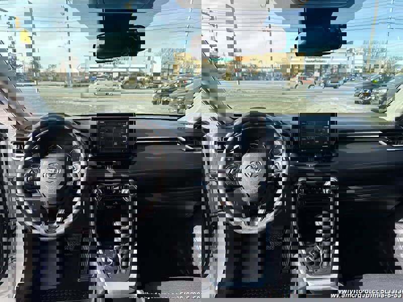 Used 2022 Toyota RAV4 LE image 23