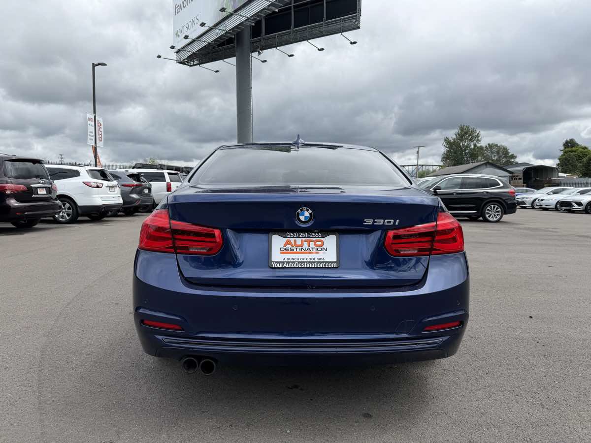 Used 2018 BMW 330i Sedan RWD image 7