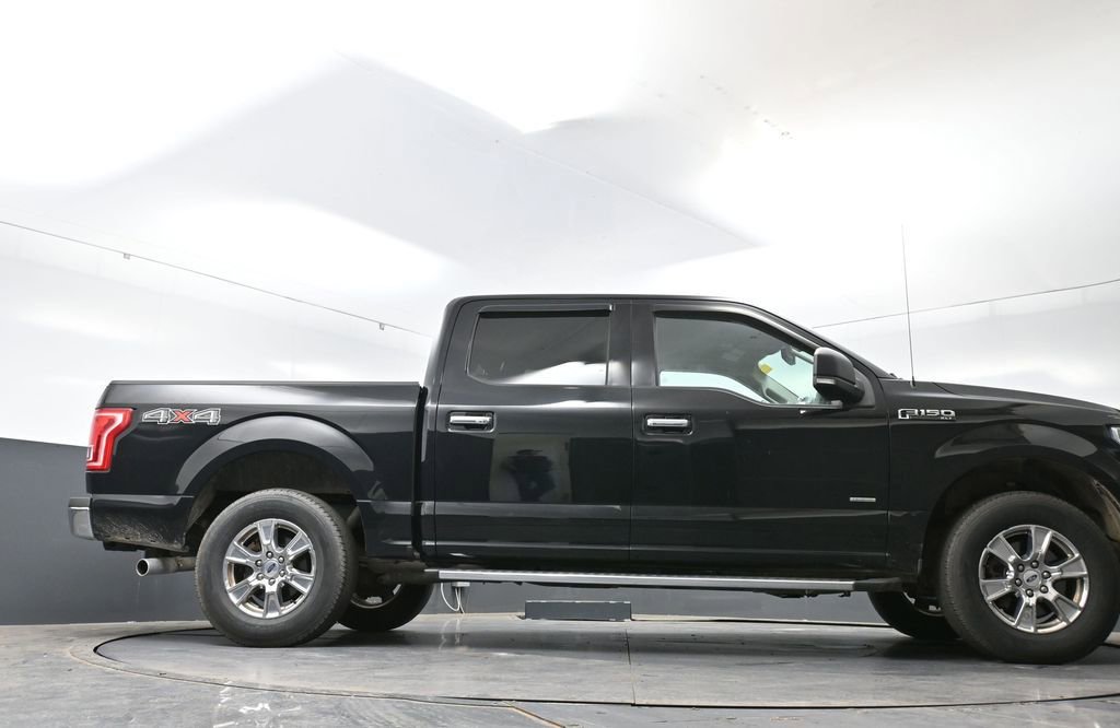 Used 2017 Ford F150 XLT w/ Equipment Group 302A Luxury AWD/4WD image 25