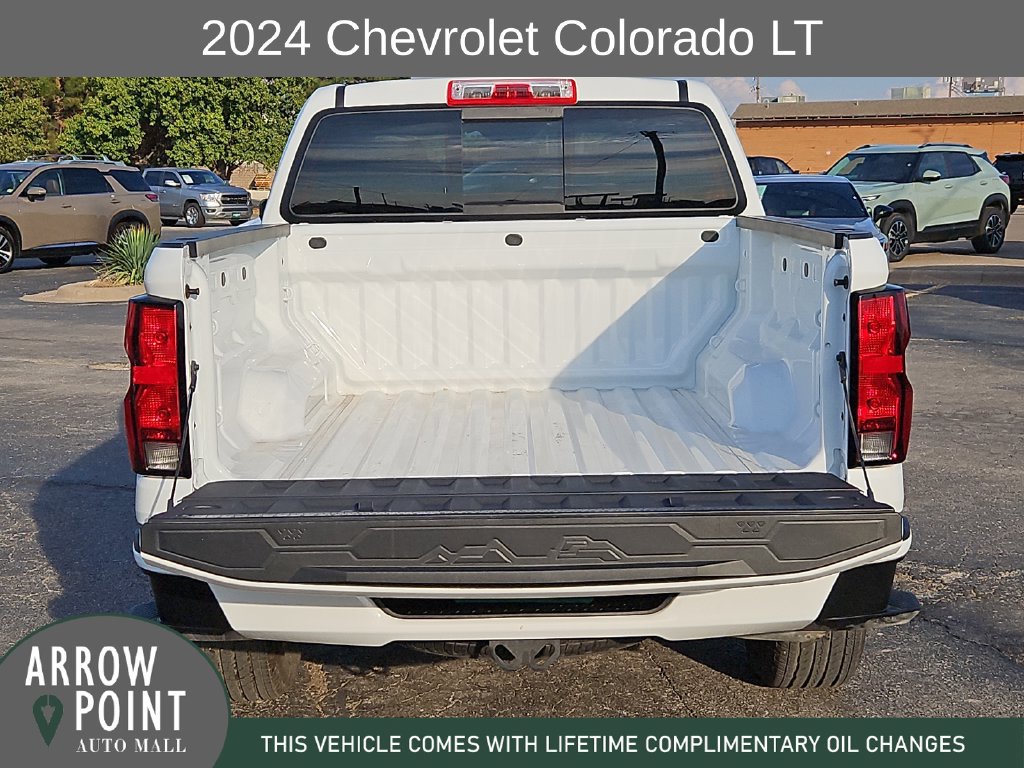 Used 2024 Chevrolet Colorado LT w/ LT Convenience Package II AWD/4WD image 17