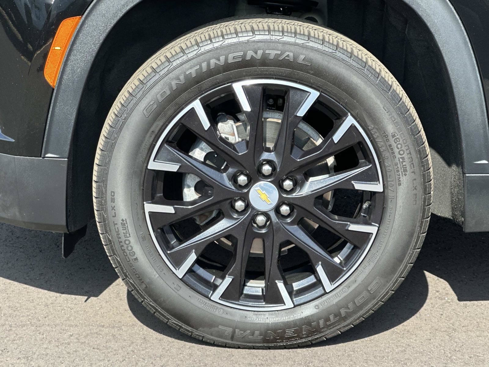 Certified 2024 Chevrolet Traverse LT w/ Trailering Package FWD image 8