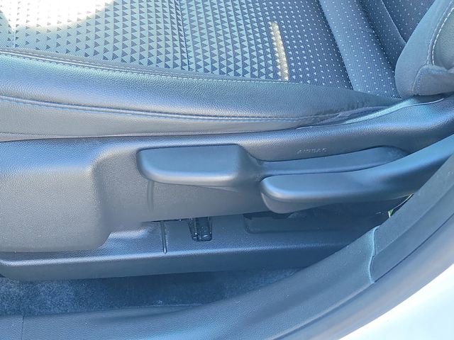 Used 2024 Chevrolet Trax LT w/ Driver Confidence Package image 19