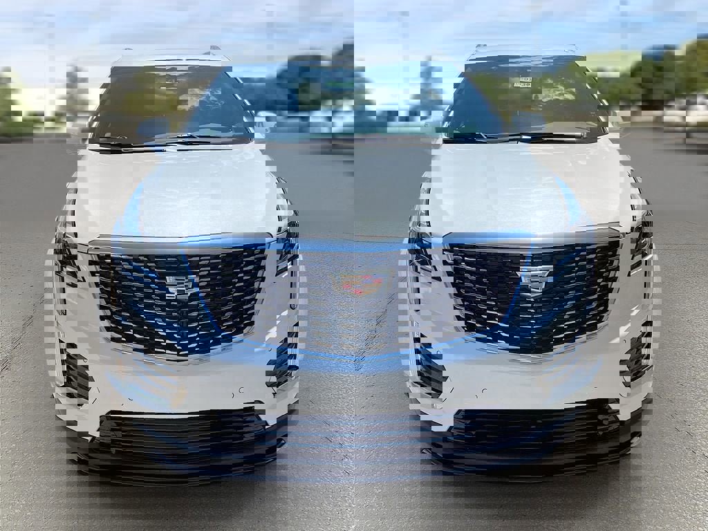 New 2025 Cadillac XT5 Luxury w/ LPO, Floor Liner Package image 2