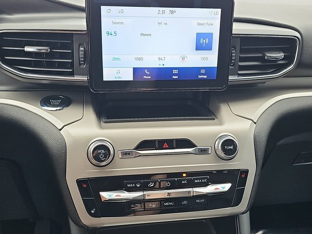 Used 2022 Ford Explorer XLT w/ Equipment Group 202A image 22