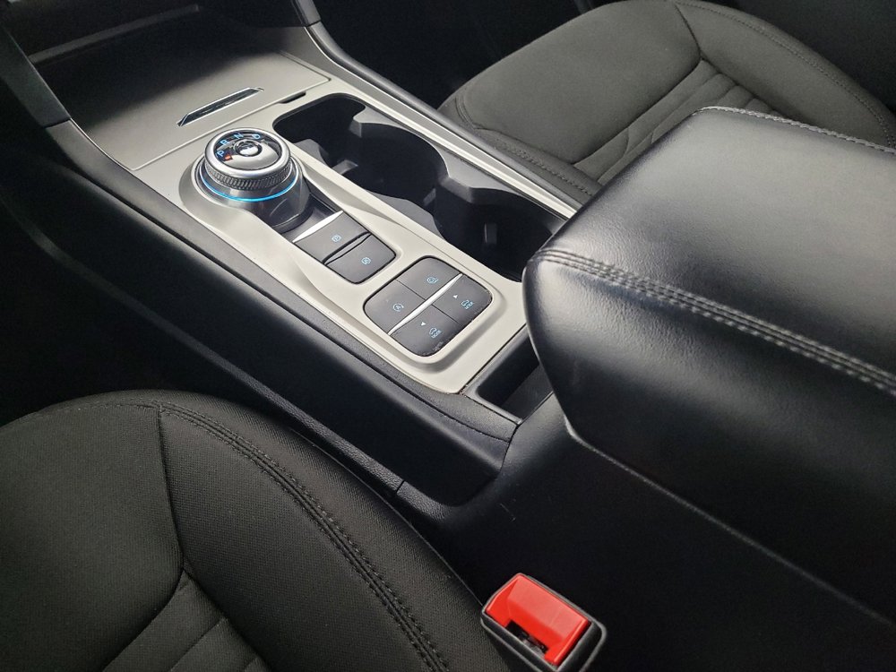 Used 2021 Ford Explorer XLT image 26