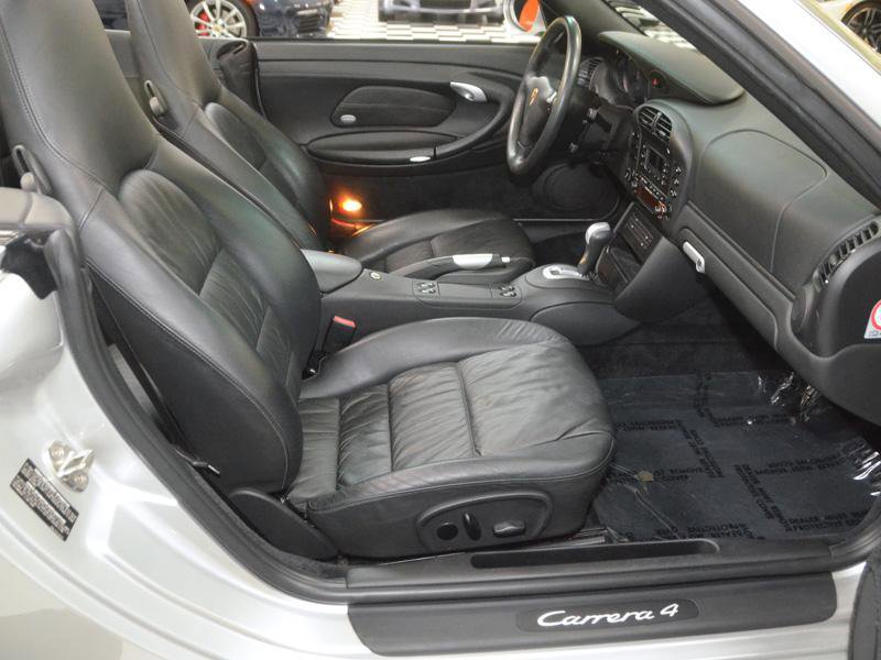 Used 2003 Porsche 911 Cabriolet image 23