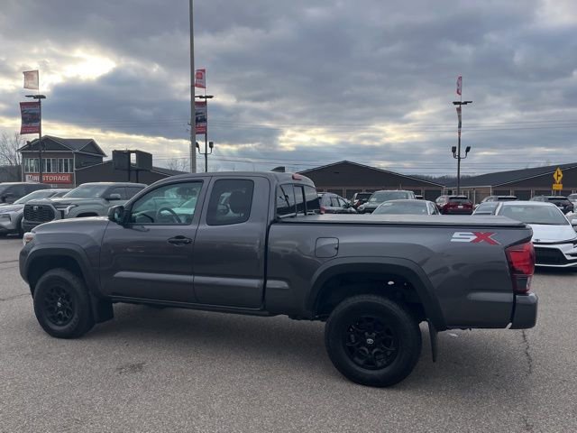 Used 2020 Toyota Tacoma SR image 7