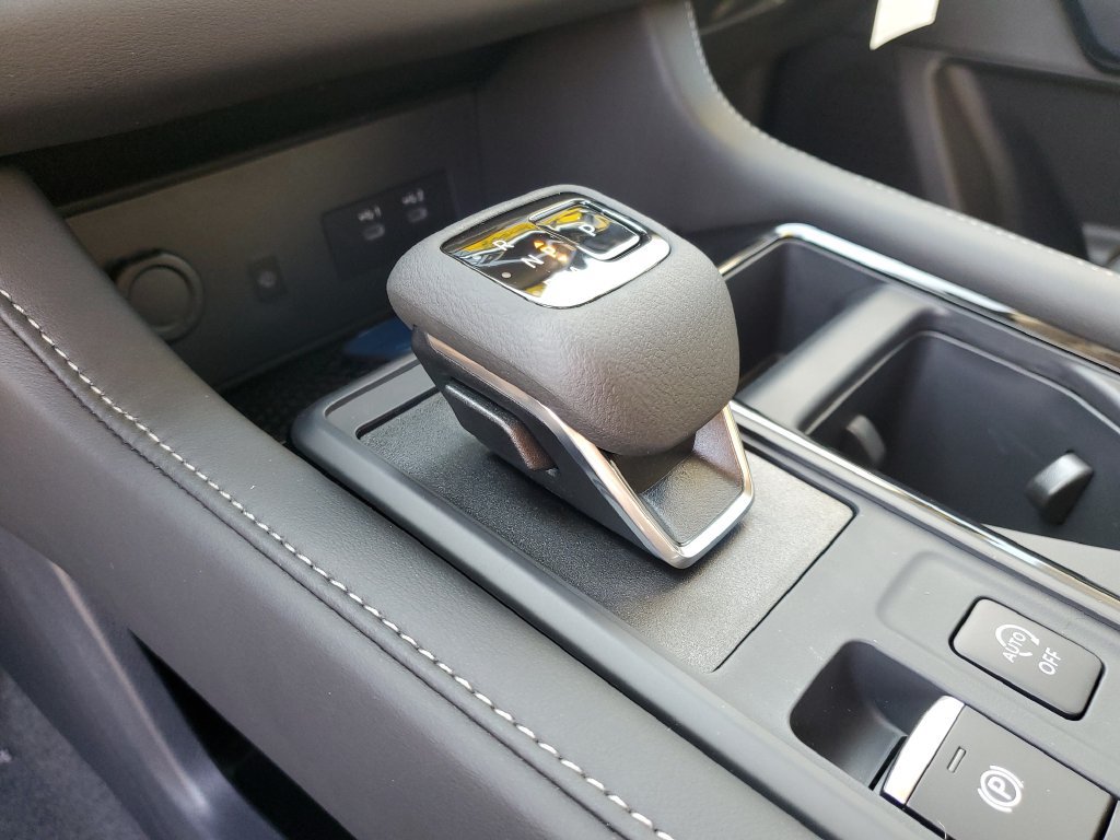 New 2026 Nissan Pathfinder SL FWD image 34