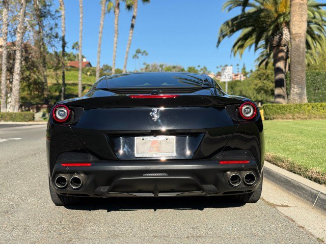 Used 2019 Ferrari Portofino RWD image 6