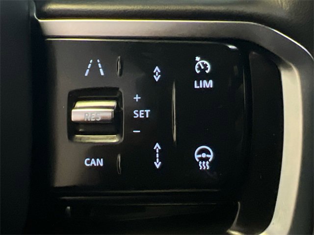 Used 2023 Land Rover Range Rover Velar R-Dynamic S image 28