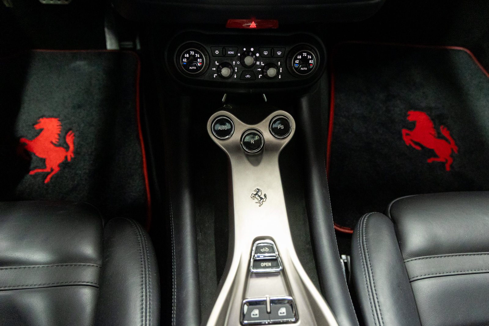 Used 2011 Ferrari California RWD image 55