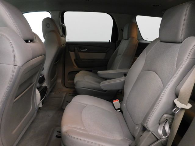 Used 2015 GMC Acadia SLE image 18