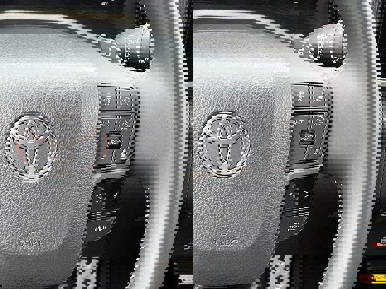 Used 2026 Toyota Camry SE w/ Convenience Package FWD image 14