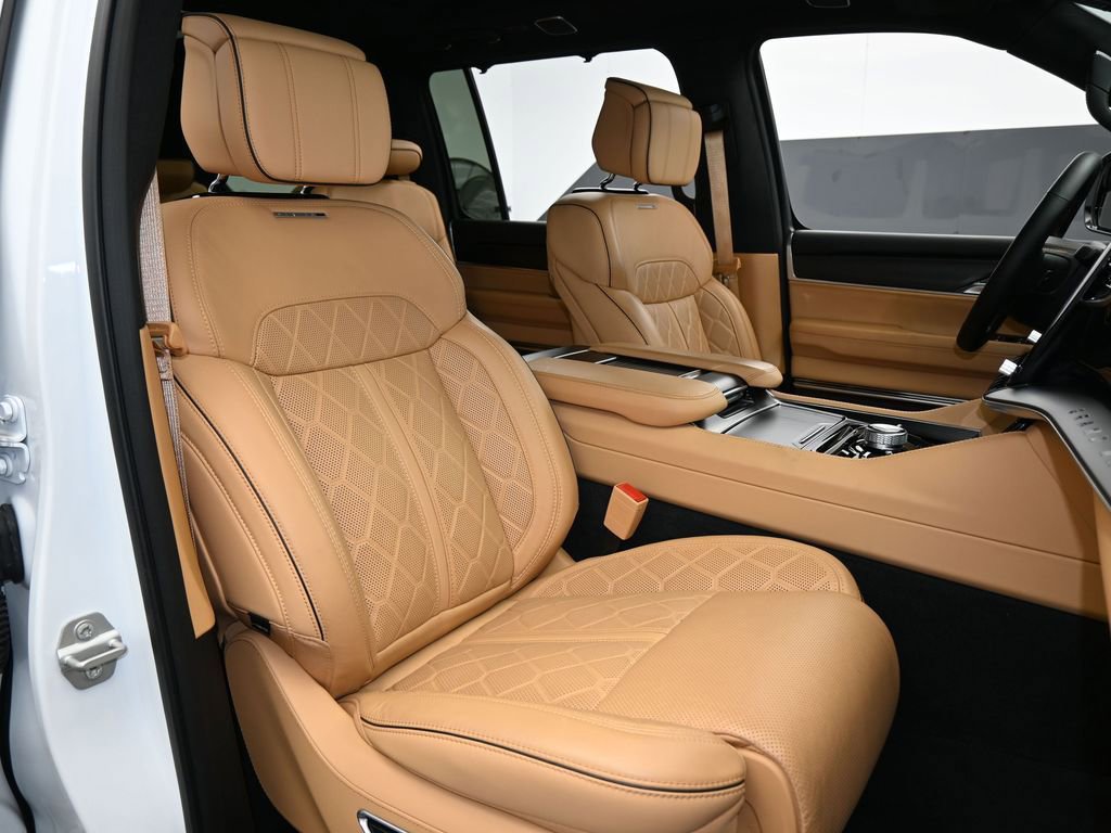 Used 2024 Jeep Grand Wagoneer Series III w/ Quick Order Packagew 28T image 63