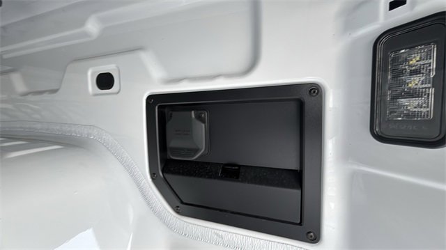 New 2026 GMC Sierra EV Elevation image 17