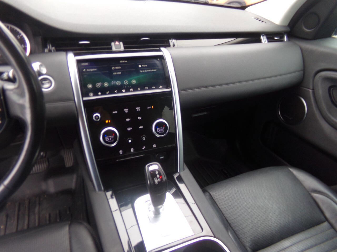 Used 2020 Land Rover Discovery Sport S image 23