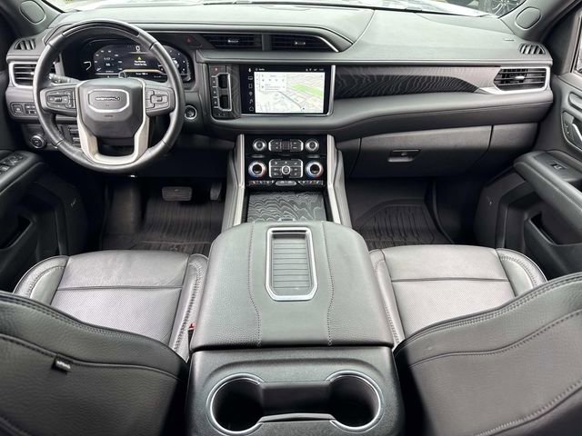 Used 2024 GMC Yukon XL Denali w/ Denali Reserve Package image 21