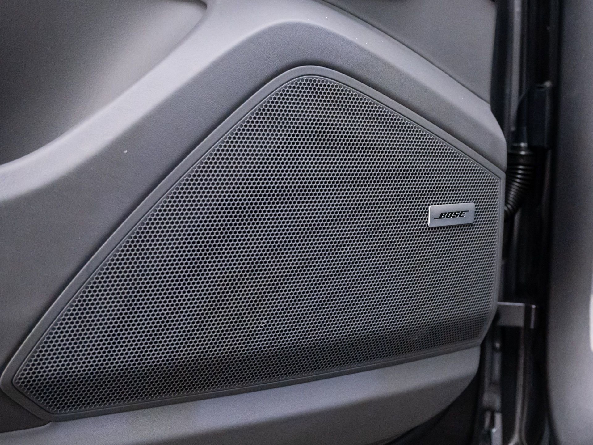 Certified 2023 Porsche Cayenne Turbo S image 17