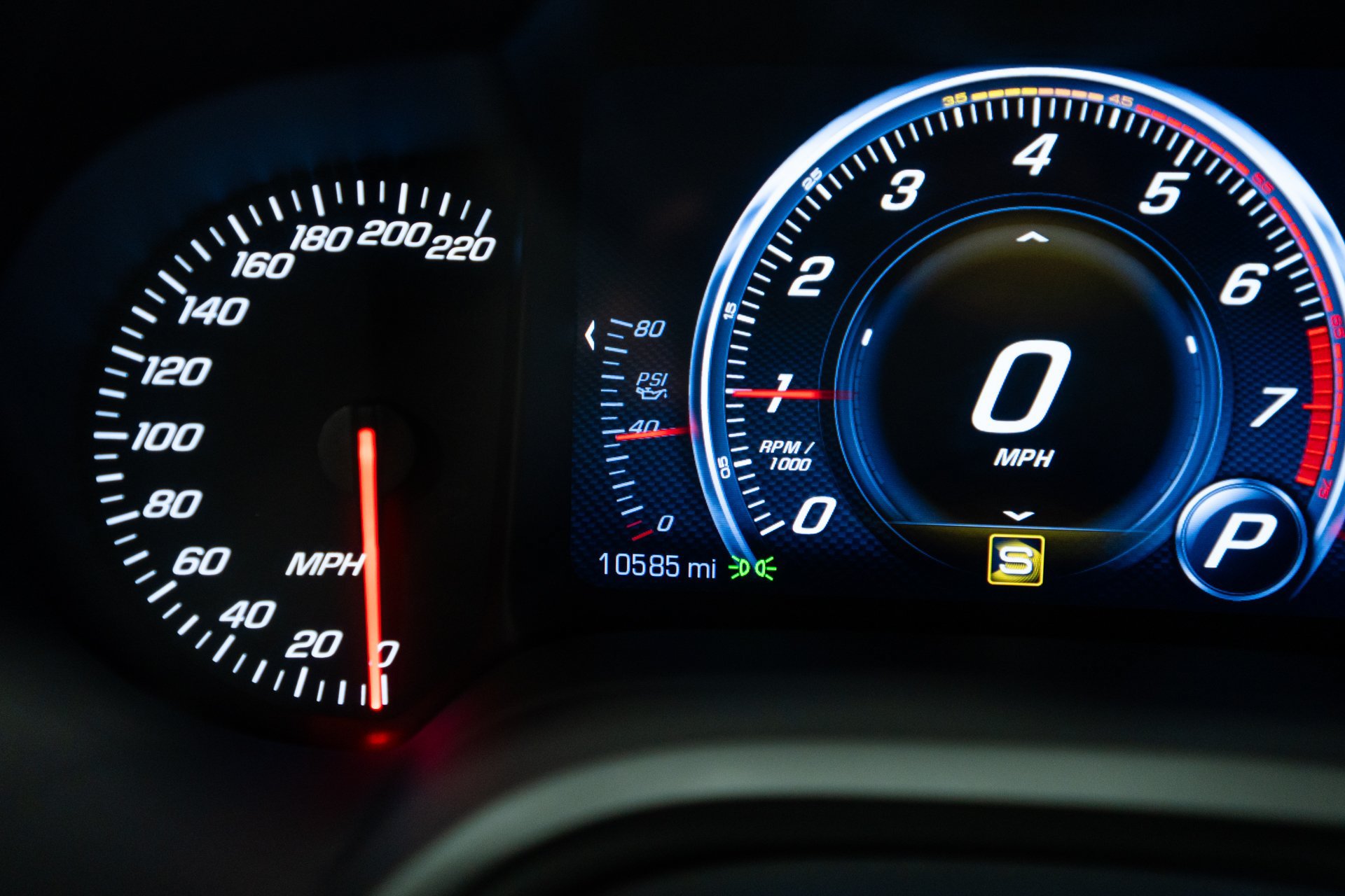 Used 2019 Chevrolet Corvette ZR1 RWD image 17