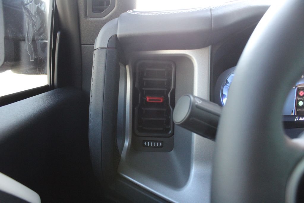 New 2026 Ford Bronco Outer Banks w/ Sasquatch Package AWD/4WD image 7