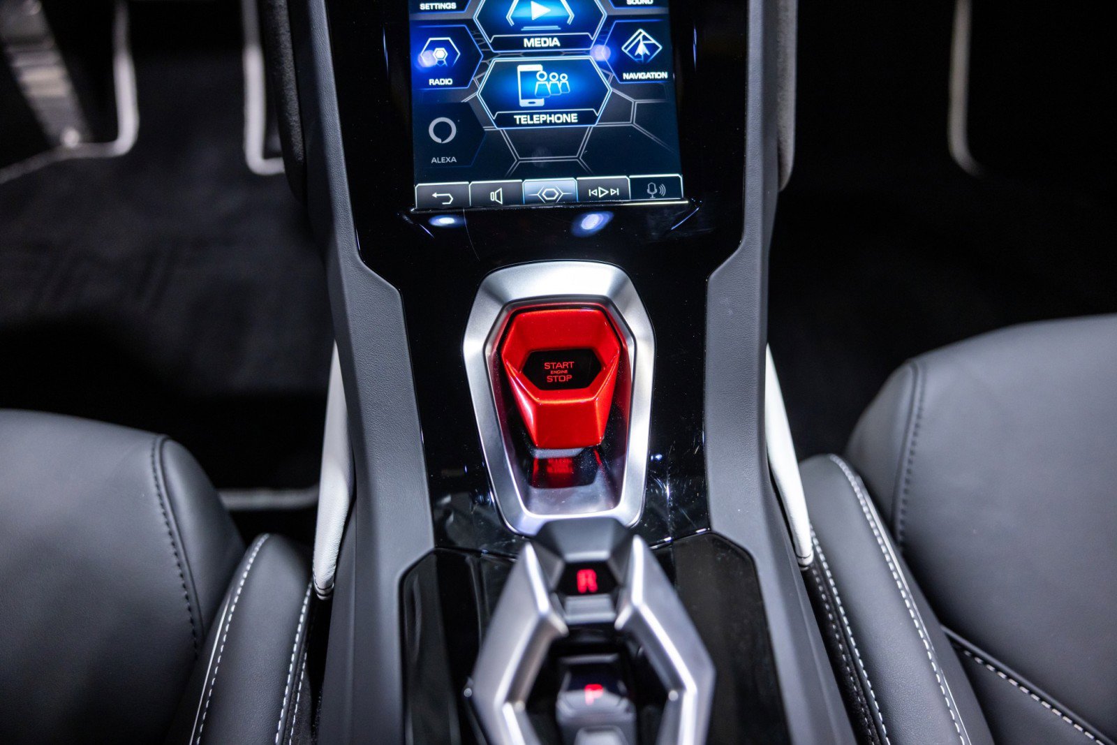 Used 2022 Lamborghini Huracan EVO image 41