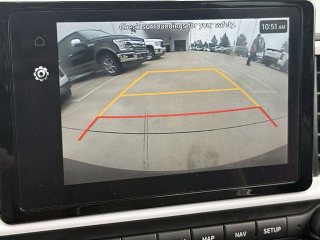Used 2024 Hyundai Venue Limited FWD image 16