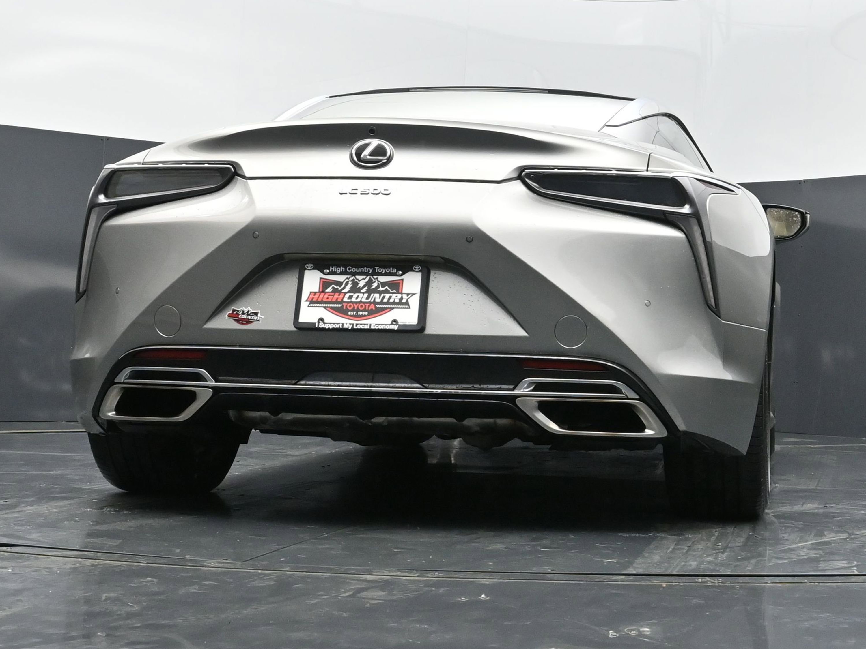 Used 2018 Lexus LC 500 Coupe w/ Touring Package image 33